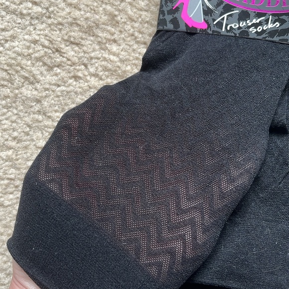 Steve Madden Trouser Socks (3-pack) - Picture 4 of 6